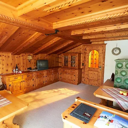 Konukevi Landhaus Bergleben 3*