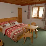 Гостевой дом Landhaus Bergleben Оберстдорф